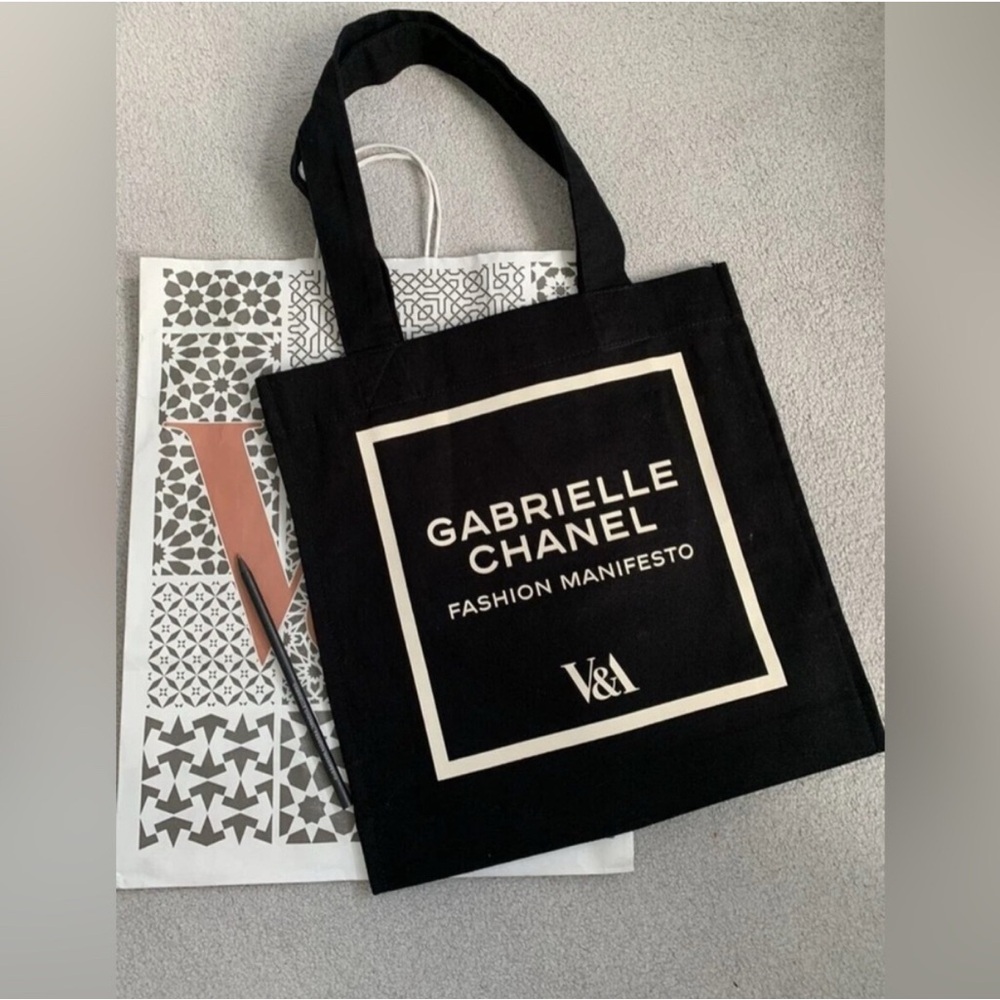 Authentic Chanel tote